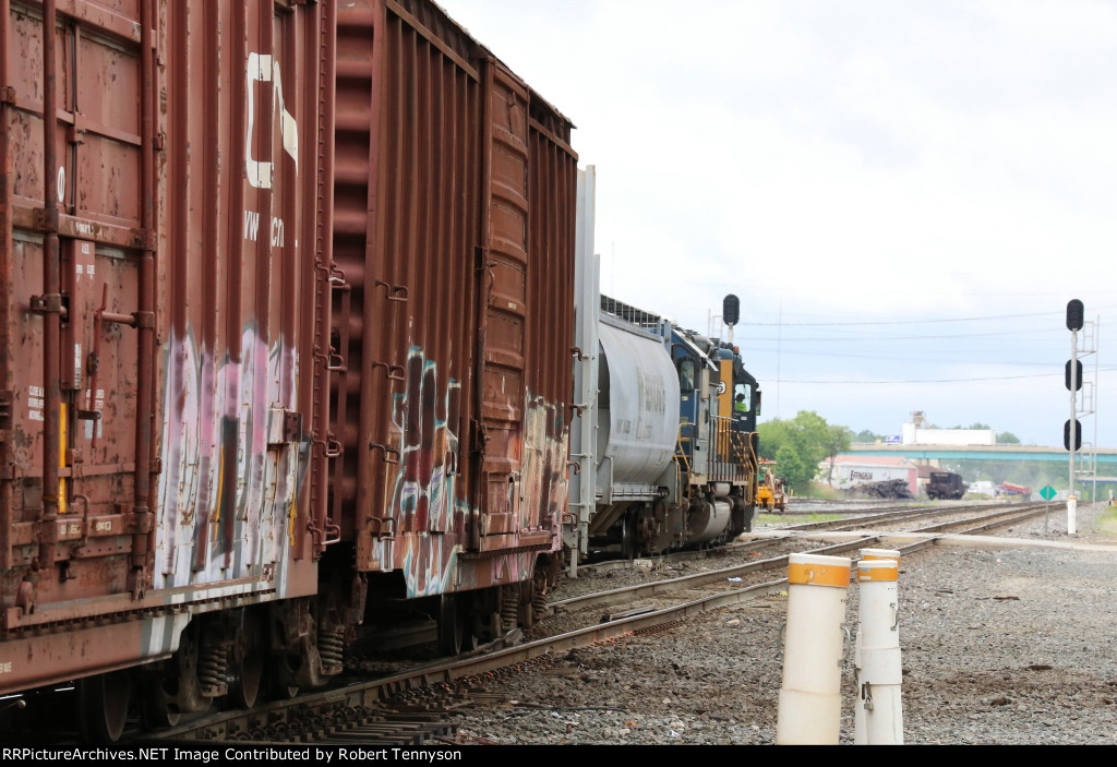 CSX L388-J729 Local